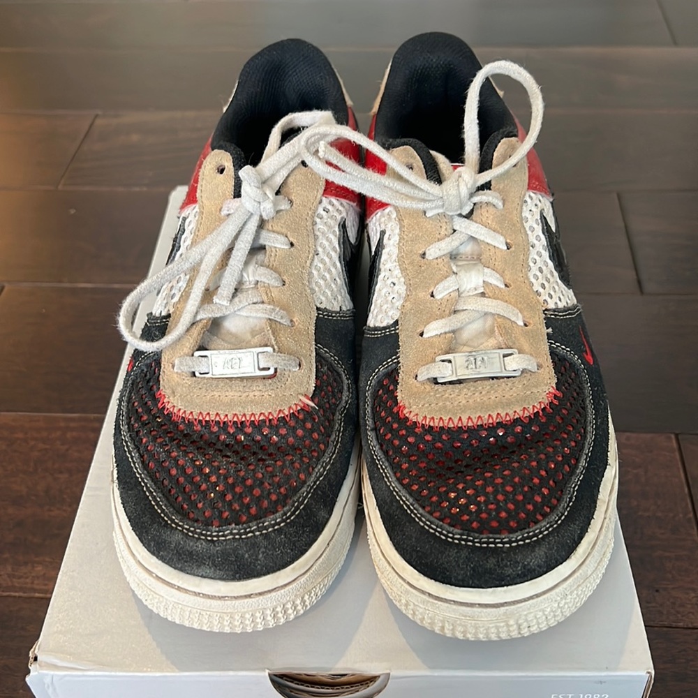 Nike Air Force 1